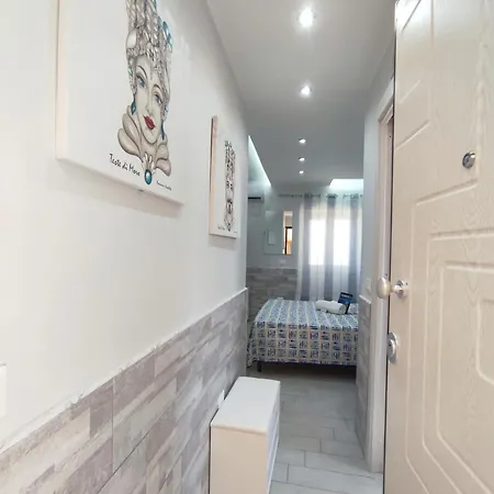 Bed and breakfast La Perla Del Tirreno 4*