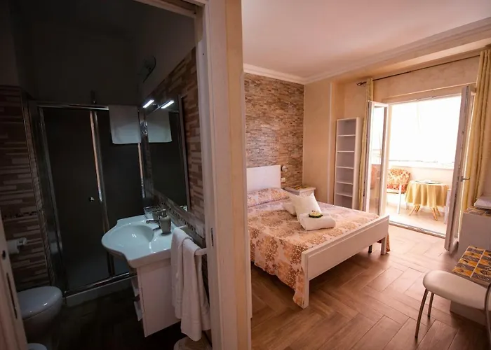 La Perla Del Tirreno 住宿加早餐酒店 特罗佩阿