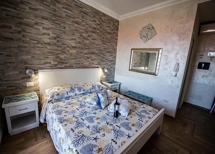 La Perla Del Tirreno 4*