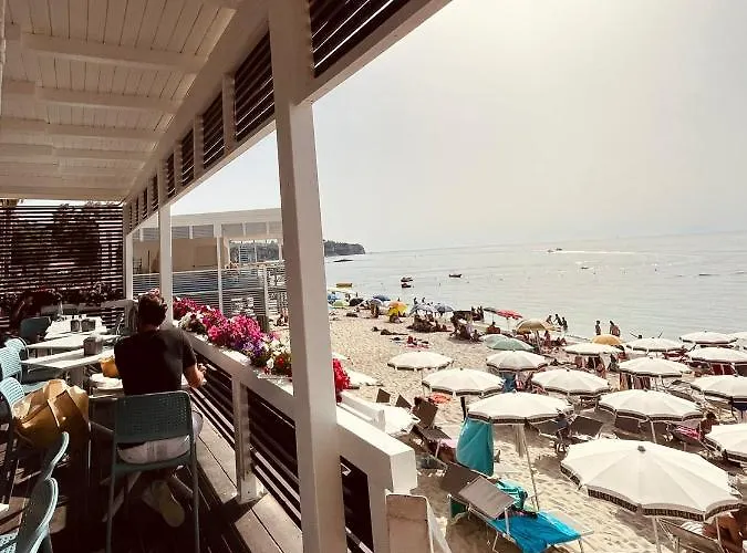 住宿加早餐酒店 La Perla Del Tirreno