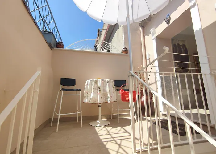 住宿加早餐酒店 La Perla Del Tirreno