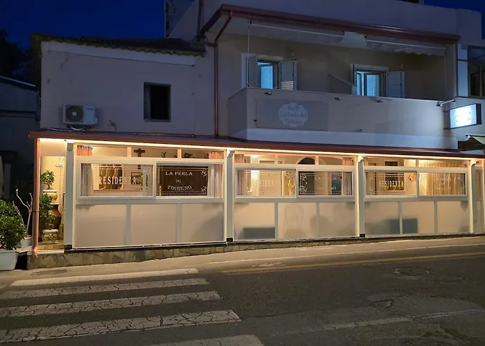 住宿加早餐酒店 La Perla Del Tirreno 4*