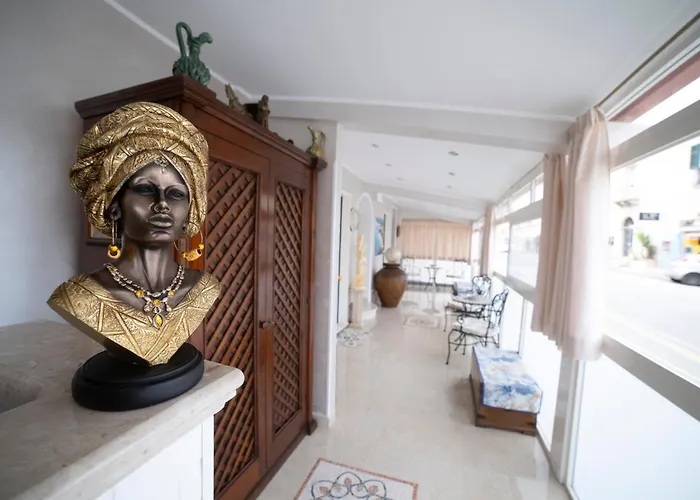 La Perla Del Tirreno 4* 特罗佩阿