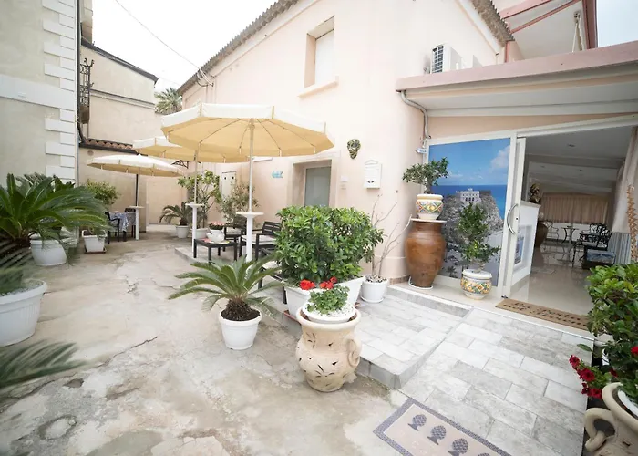 住宿加早餐酒店 La Perla Del Tirreno 特罗佩阿