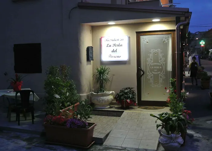 La Perla Del Tirreno 住宿加早餐酒店 特罗佩阿