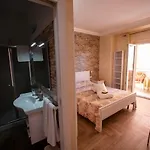 La Perla Del Tirreno Alojamento de Acomodação e Pequeno-almoço Tropea