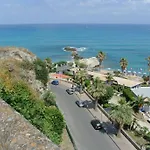 La Perla Del Tirreno 4* 트로페아