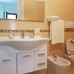 ラ ペルラ デル ティレーノ 4*