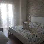 ラ ペルラ デル ティレーノ 4* トロペーア