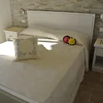 La Perla Del Tirreno B&B