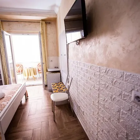 La Perla Del Tirreno Frühstückspension Tropea