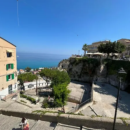 La Perla Del Tirreno 4*