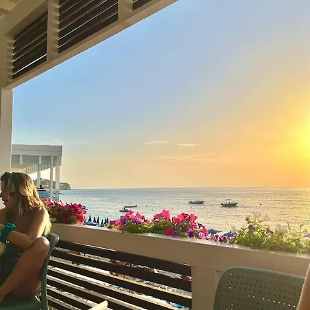 La Perla Del Tirreno 4*