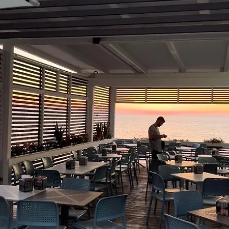 La Perla Del Tirreno 4* 트로페아