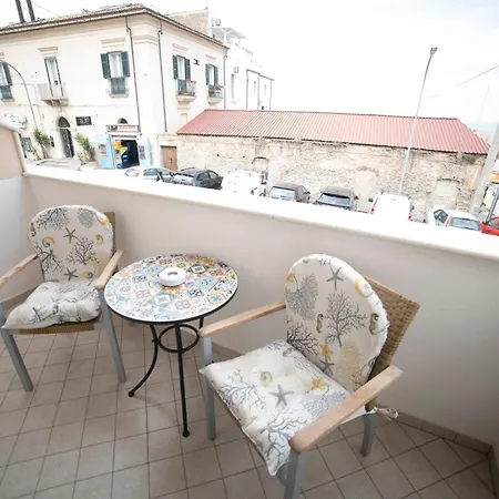 La Perla Del Tirreno Alojamento de Acomodação e Pequeno-almoço 4*