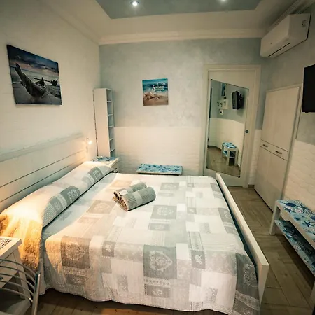 La Perla Del Tirreno فندق مبيت وإفطار 4*