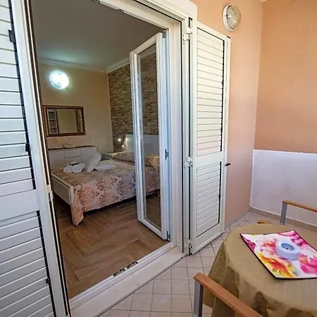 Couette-café La Perla Del Tirreno