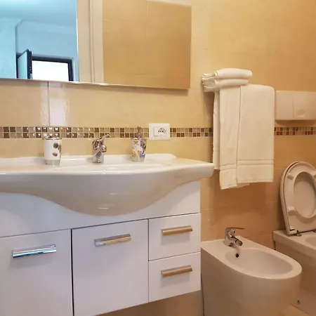 La Perla Del Tirreno 4*