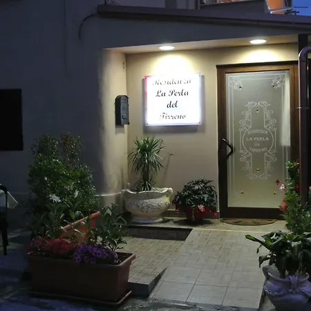 La Perla Del Tirreno Alojamento de Acomodação e Pequeno-almoço Tropea