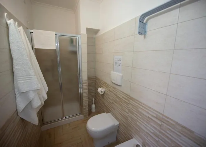 فندق مبيت وإفطار La Perla Del Tirreno