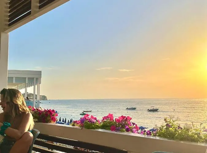 La Perla Del Tirreno 4*