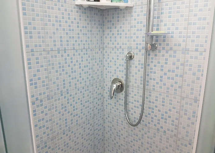 فندق مبيت وإفطار La Perla Del Tirreno