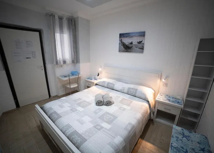 La Perla Del Tirreno فندق مبيت وإفطار