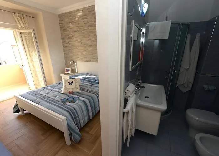 La Perla Del Tirreno فندق مبيت وإفطار