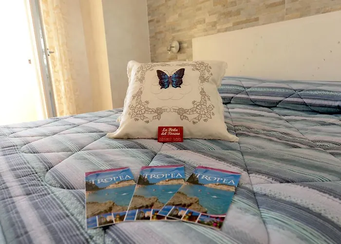 فندق مبيت وإفطار La Perla Del Tirreno تروبيا