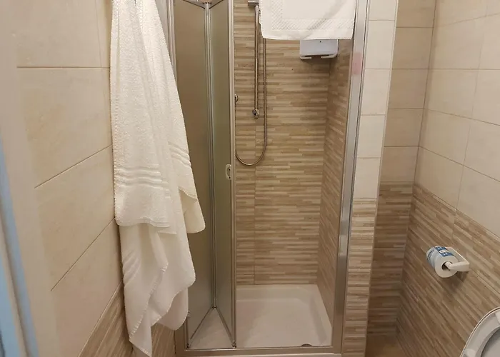 La Perla Del Tirreno فندق مبيت وإفطار 4*