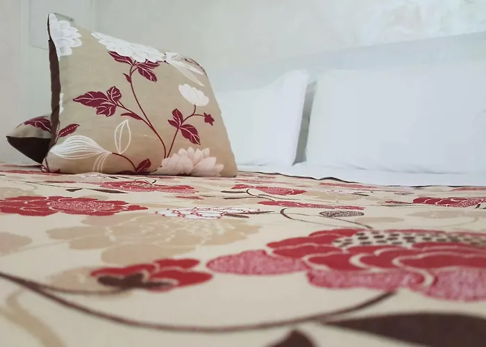 La Perla Del Tirreno فندق مبيت وإفطار 4*